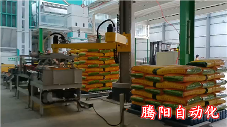 全自動立柱碼垛機器人在小米行業(yè)的應用