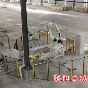 砂漿膩?zhàn)臃廴詣哟a垛機(jī)改善企業(yè)碼垛效果