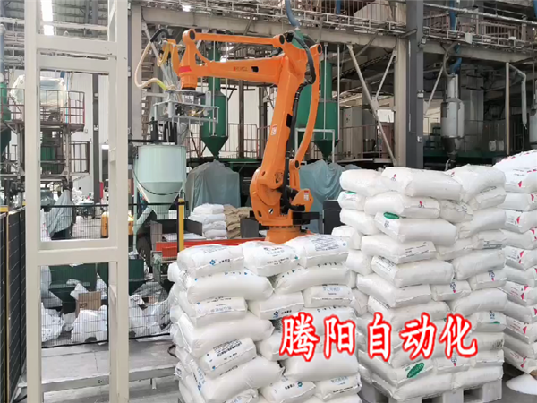 解放雙手，智控未來(lái)——拆包投料上料機(jī)器人，效率倍增的選擇