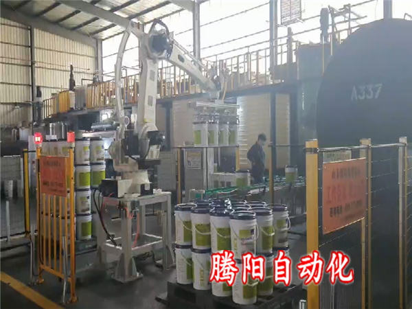 桶裝肥料碼垛機器人